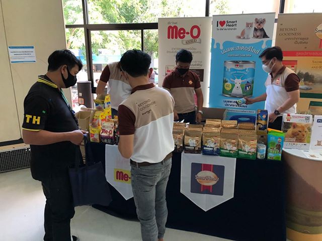 พรุ่งนี้ มีโอจะไปเเจกสินค้าสู้โควิท 19 กันอีกวัน ที่ร.พ. สัตว์เลี้ยง มหาวิทยาลัย 1