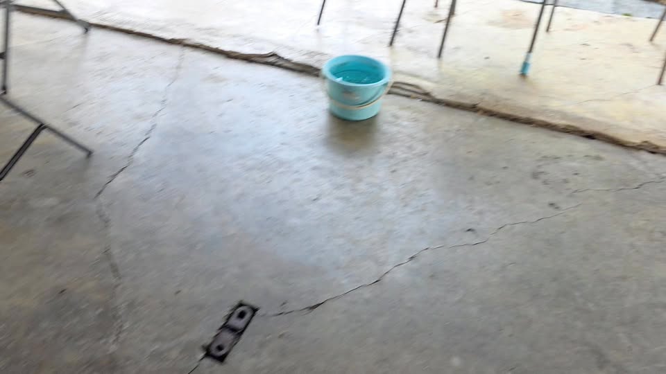 มีคนสงสัยว่า #ดำรง ชอบนอนหงายท้อง เป็นการจัดฉากหรือเปล่า ความจริงคือดำรงชอบนอนผึ 1